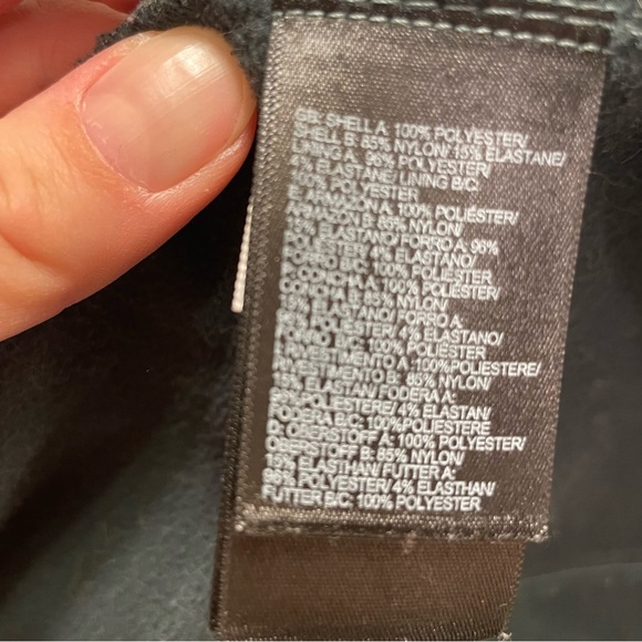 The North Face Women’s Green Softshell Jacket, XXL - Picture 8 of 8